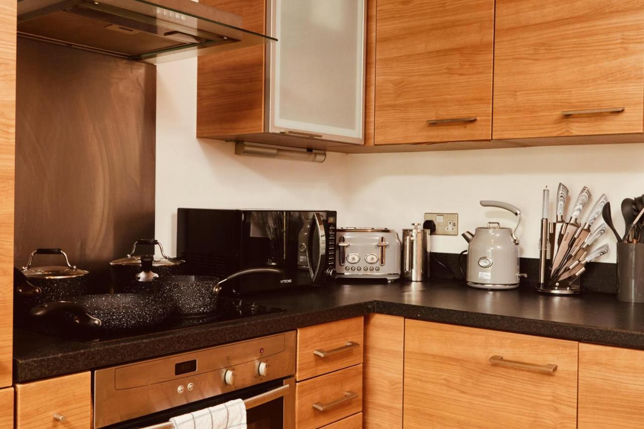 Deluxe City Modern Apt&Free Parking No Balcony Leeds  Ngoại thất bức ảnh