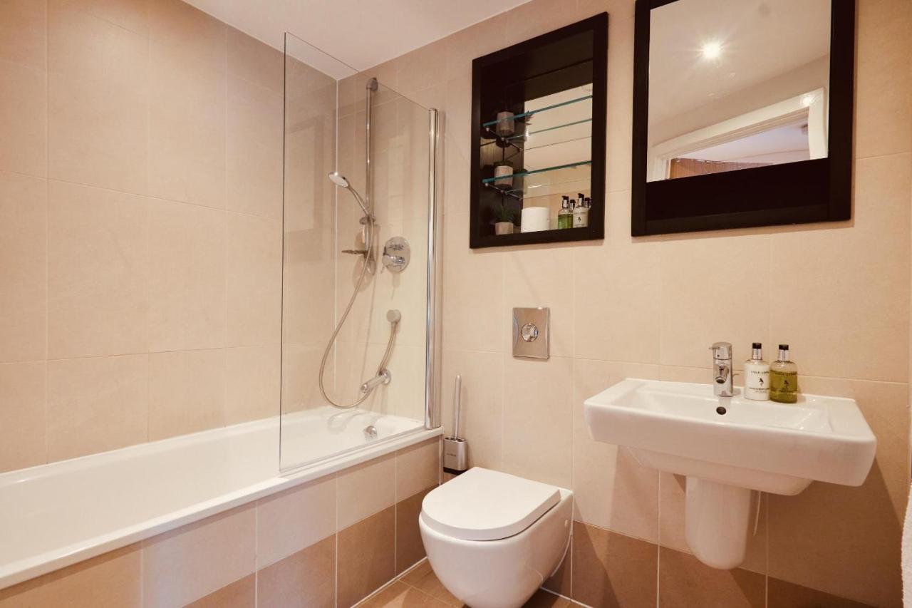 Deluxe City Modern Apt&Free Parking No Balcony Leeds  Ngoại thất bức ảnh